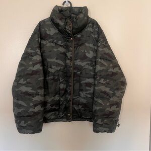 Old Navy Women Camouflage Quilted Puffer Jacket XXL